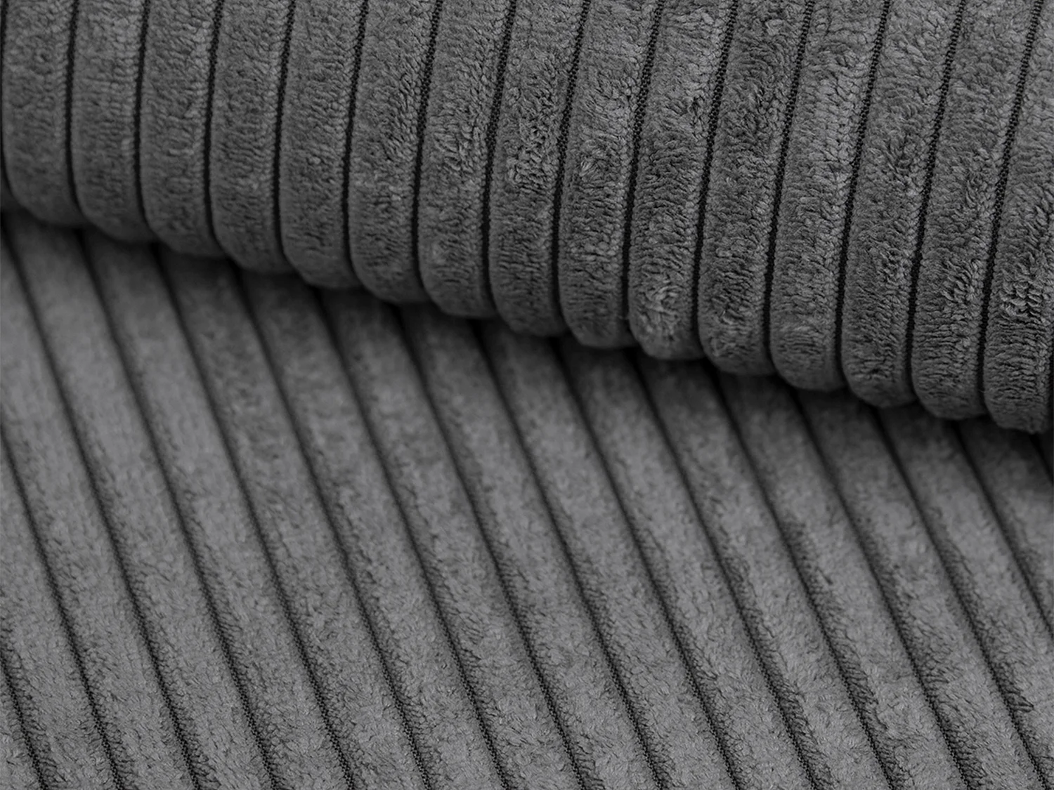 Höger manchestersoffa i mörkgrå sammet ERYNEL