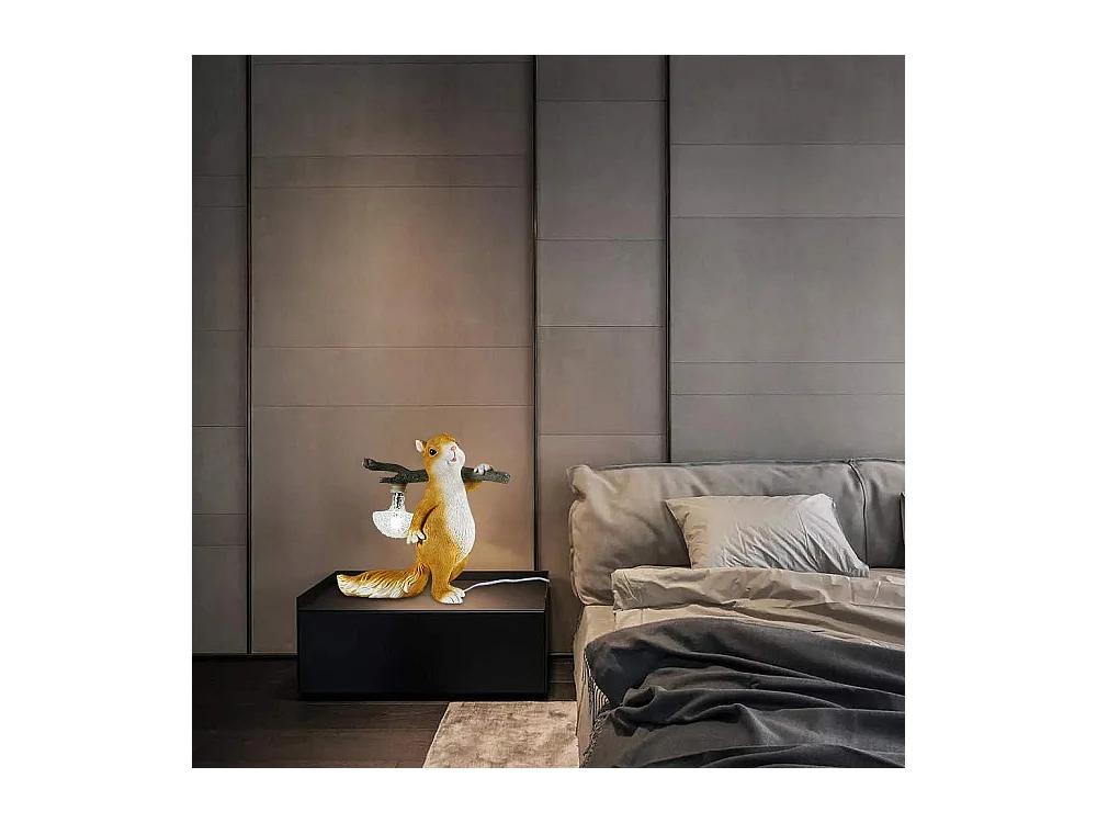 Lampe de table écureuil, lampe de chevet LED, lampe en résine, abat-jour en verre, idéale pour une chambre d'enfant ou un bureau (marron)