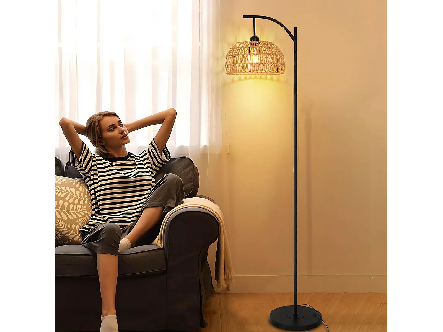 Lampadaire de salon moderne lampadaire en rotin E27 tête de lampe lampadaire rétro avec interrupteur à pied couleur bois d'origine