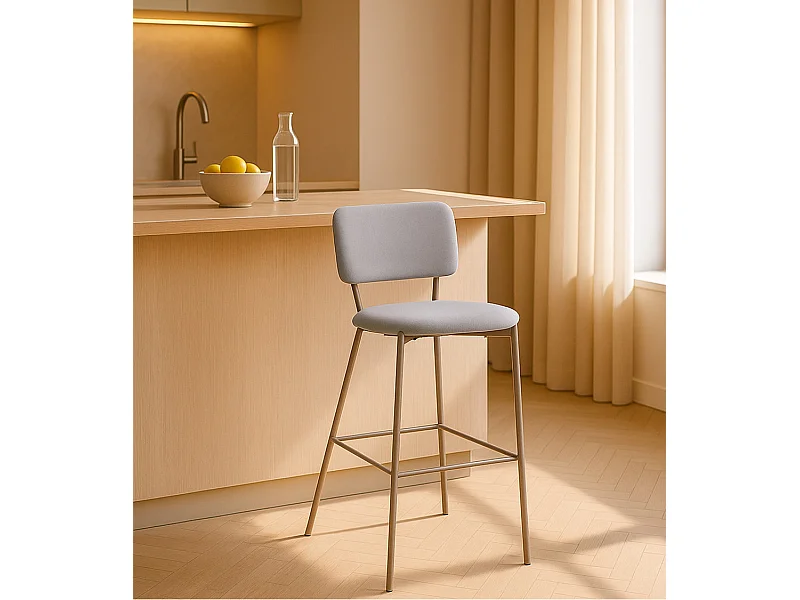 Pack de 4 taburetes de 103x45x51 cm tapizados en tela animanchas en color crema Ned