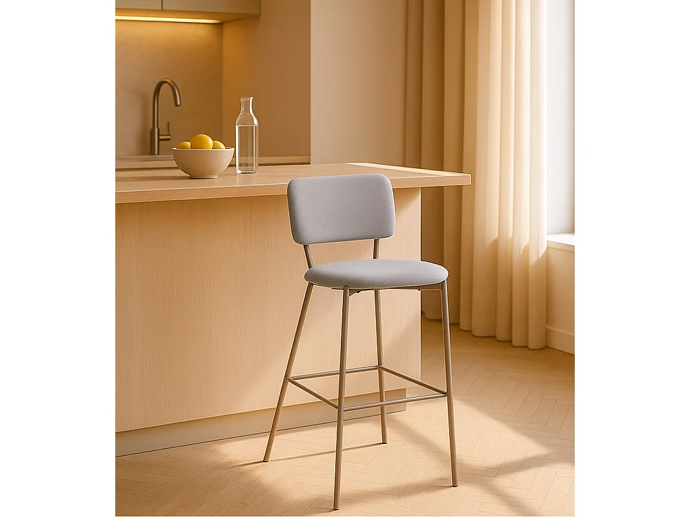 Pack de 4 taburetes de 103x45x51 cm tapizados en tela animanchas en color crema Ned