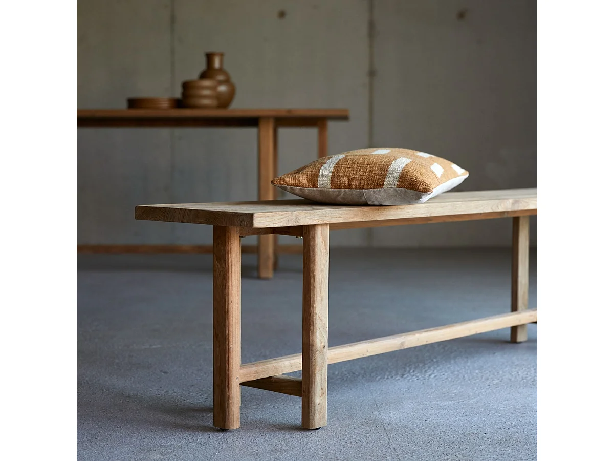 Antonia - Bench in reclaimed solid teak