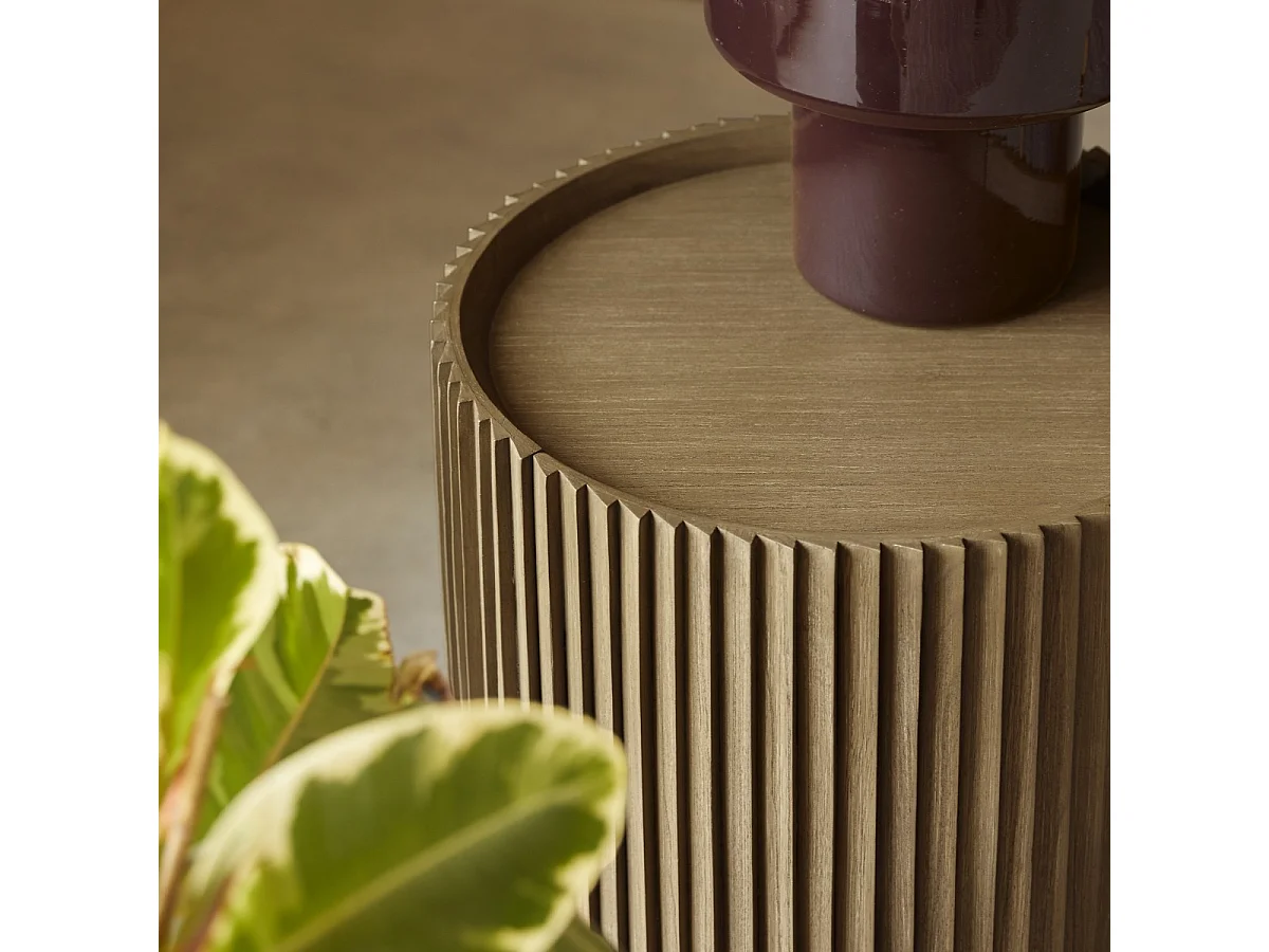 Beistelltisch Lou aus Mindiholz