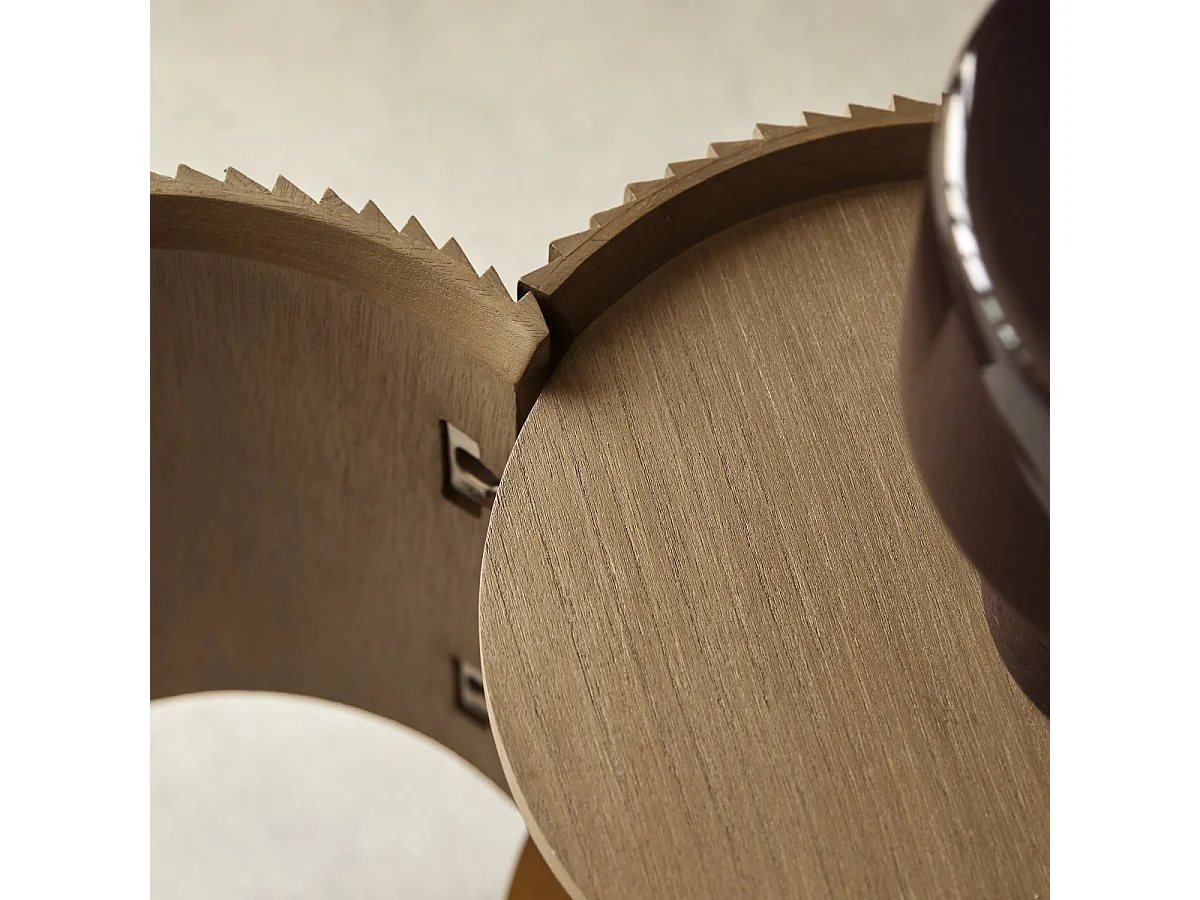 Beistelltisch Lou aus Mindiholz