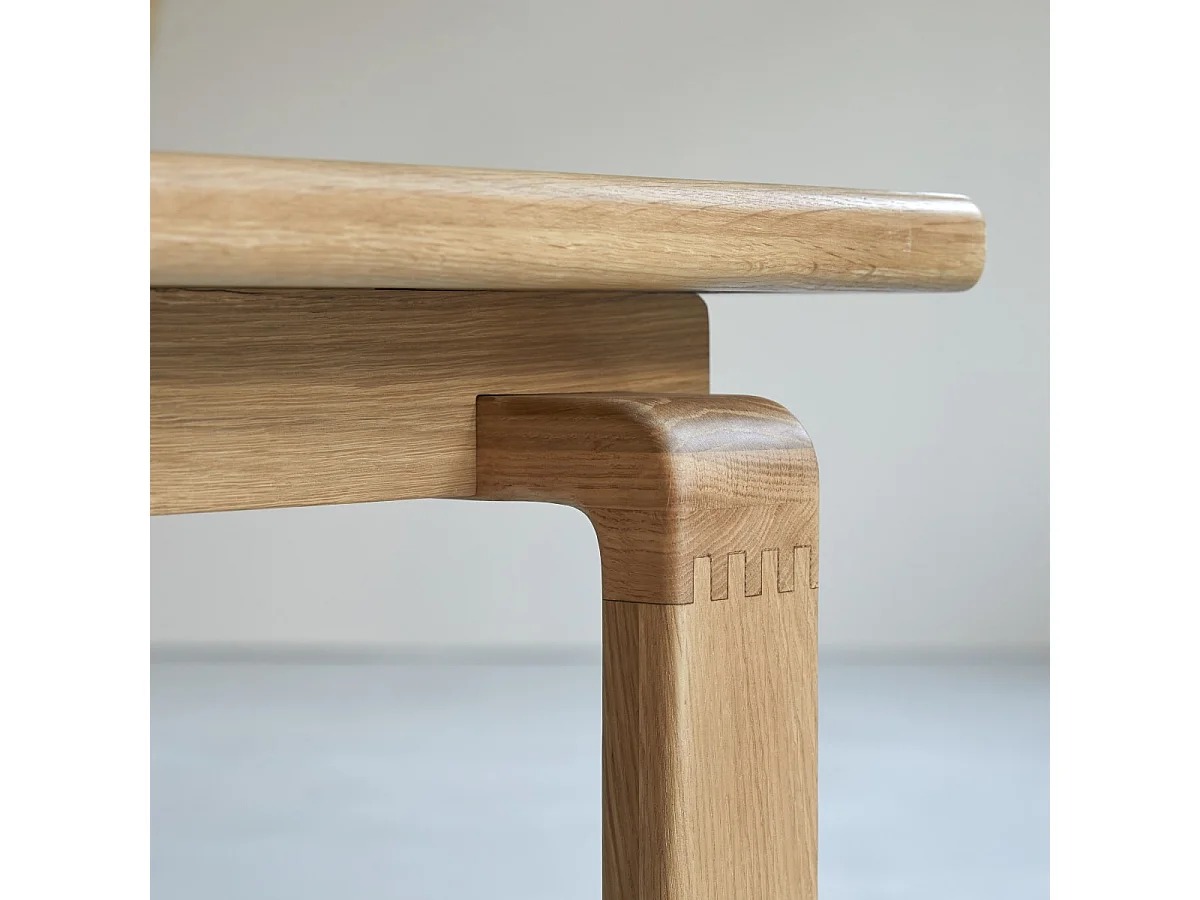 Holztisch aus massiver Eiche 180x95 Sybille