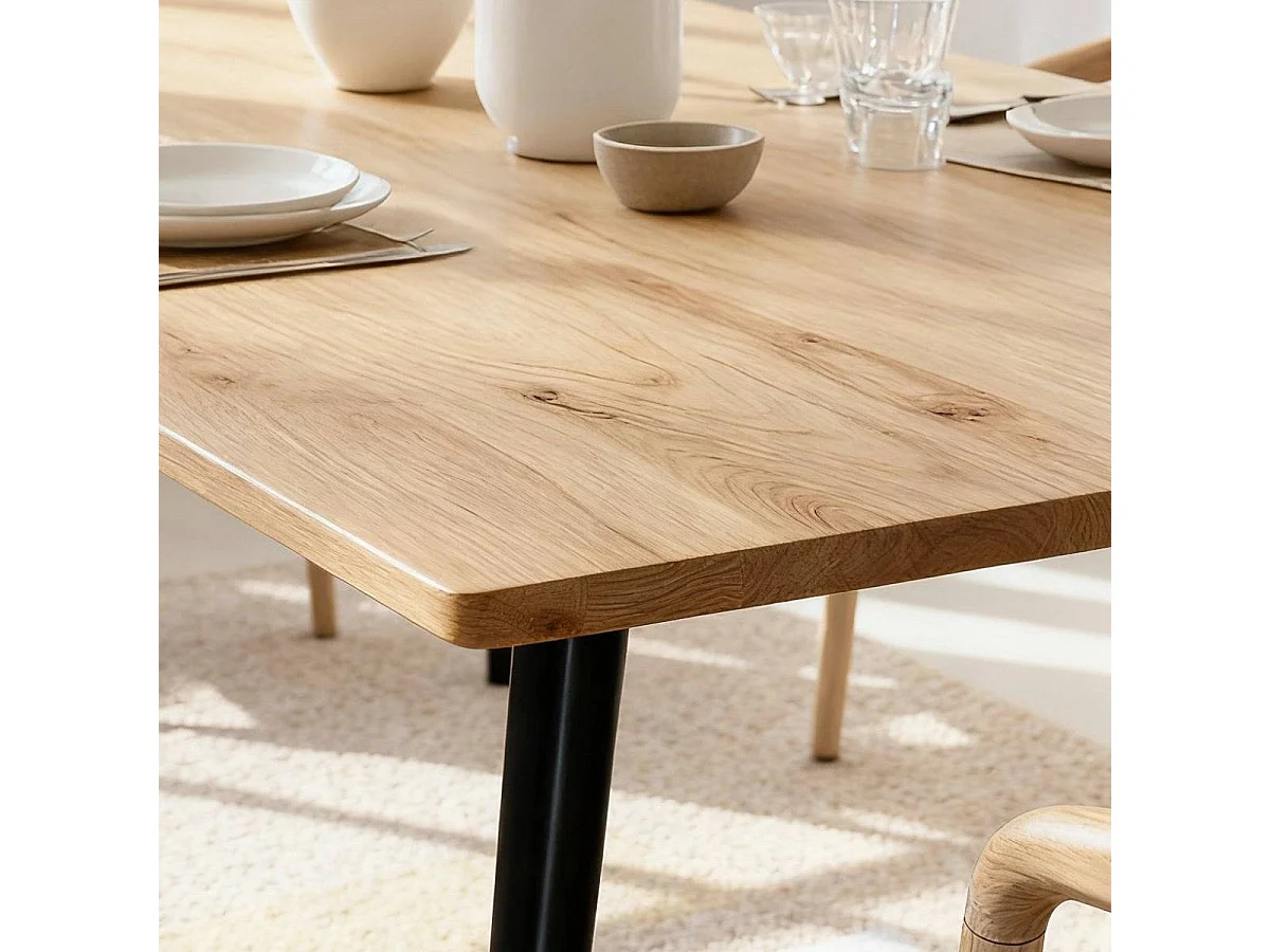 Table à manger en bois d'acacia et métal Alan