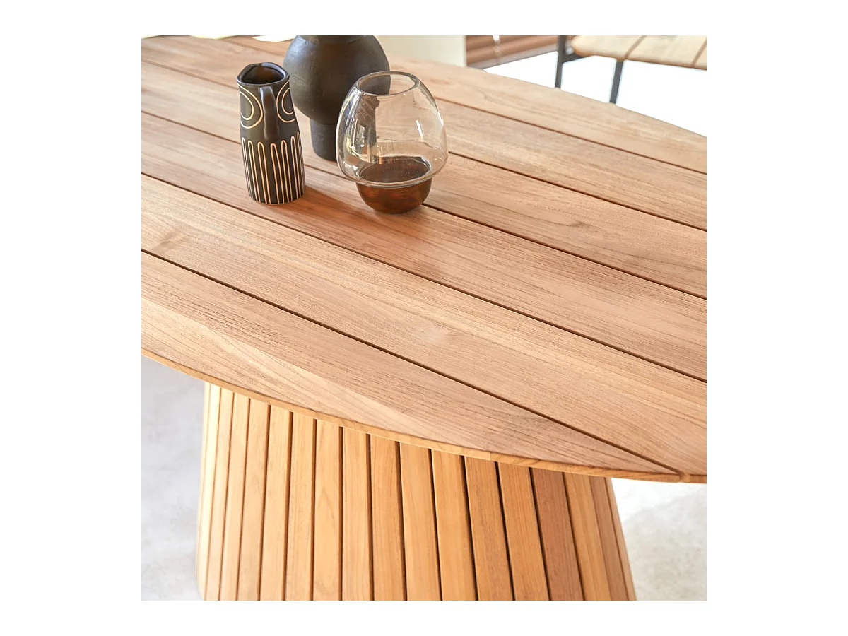 Ovaler Tisch Paloma aus massivem Teakholz 6 Pers.