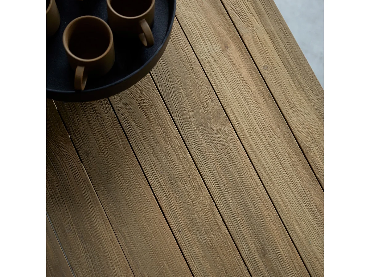 Esstisch Teresa aus massivem Recycling-Teak 200 cm
