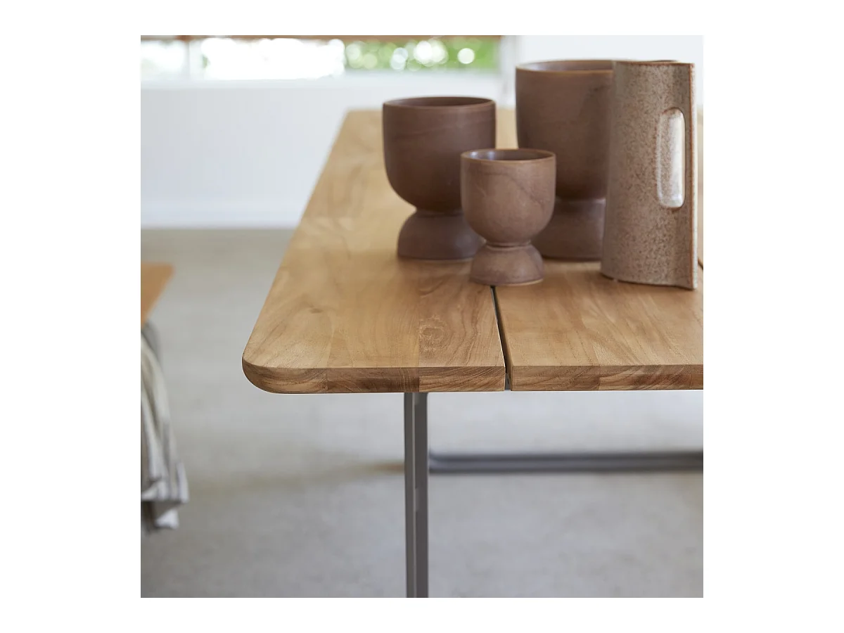 Table en bois de teck massif et aluminium Harper 6/8 pers.
