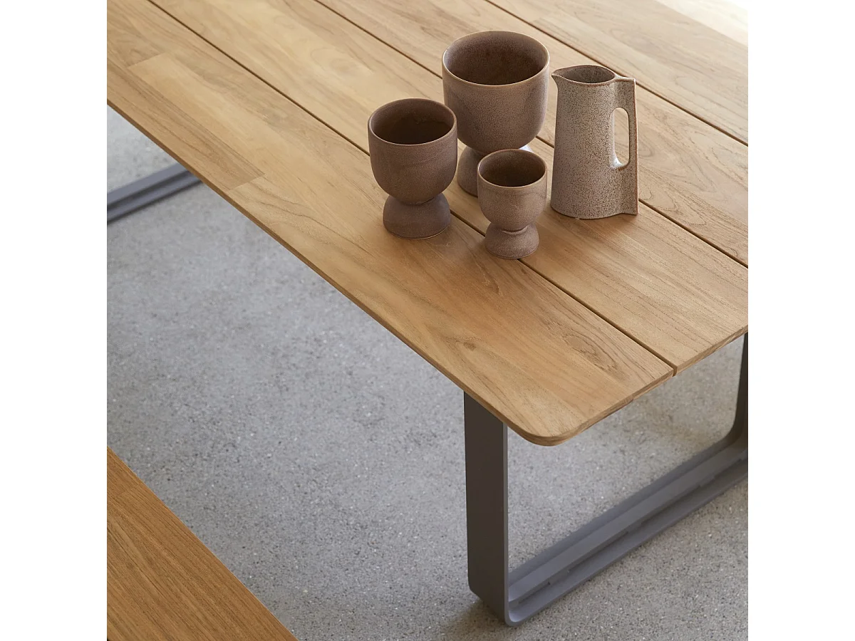Tavolo in legno massello di teak e alluminio Harper 6/8 pers.