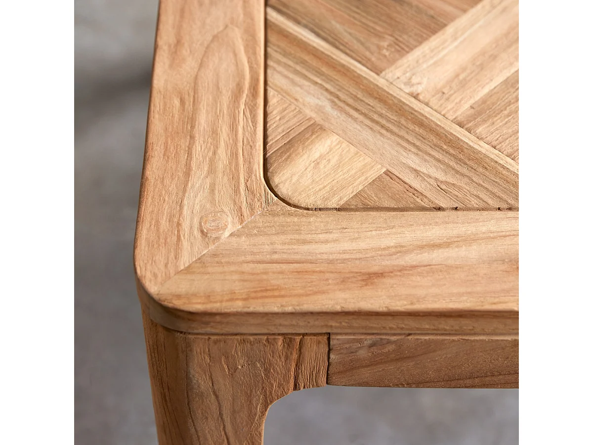 Table en bois de teck massif recyclé 120x120 Ruth