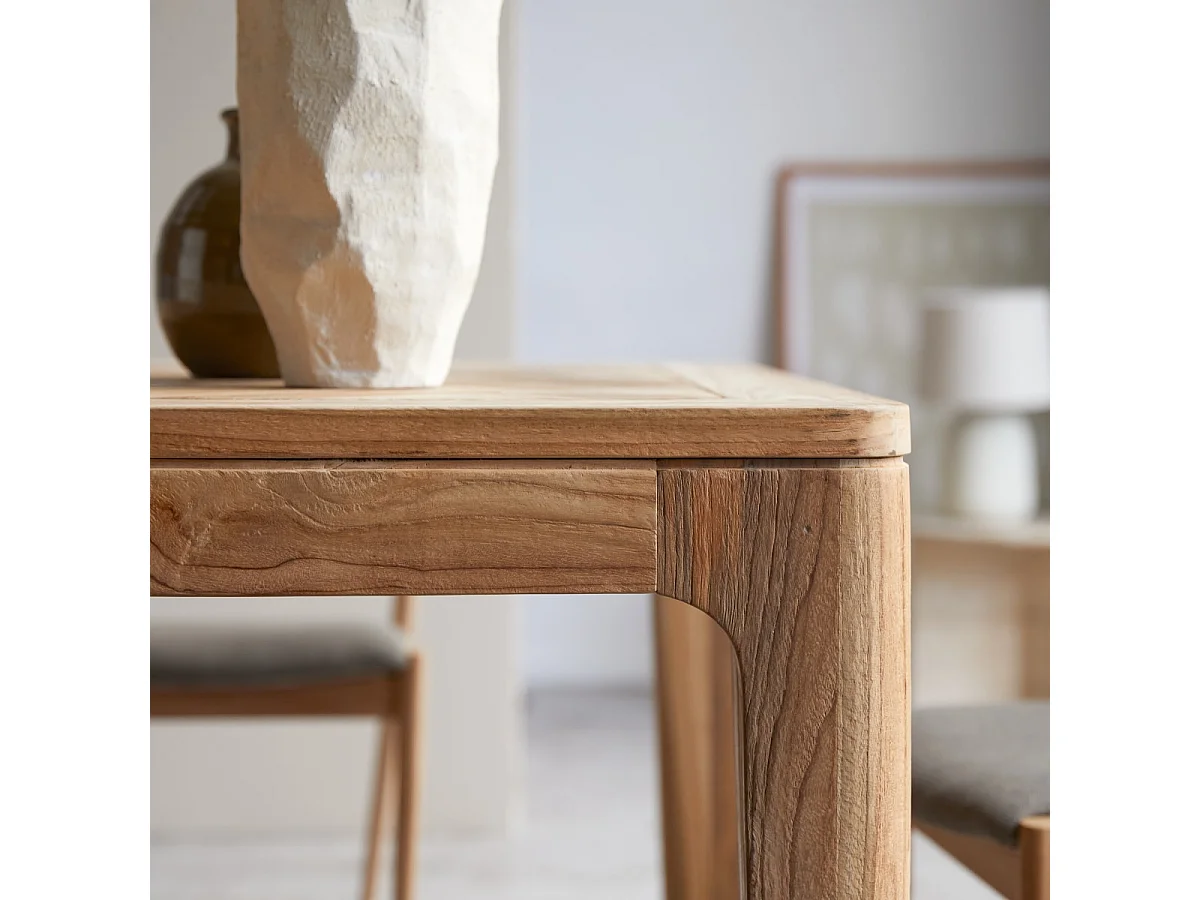 Table en bois de teck massif recyclé 120x120 Ruth
