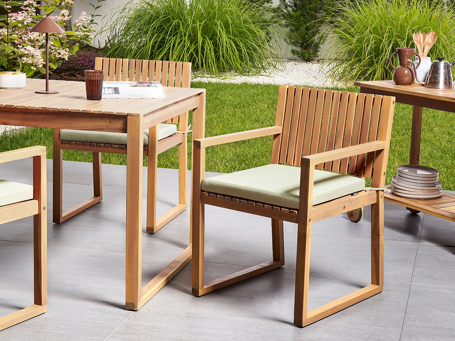 Lot de 8 coussins pour chaises de jardin SASSARI PREMIUM 46 x 46 cm Vert clair