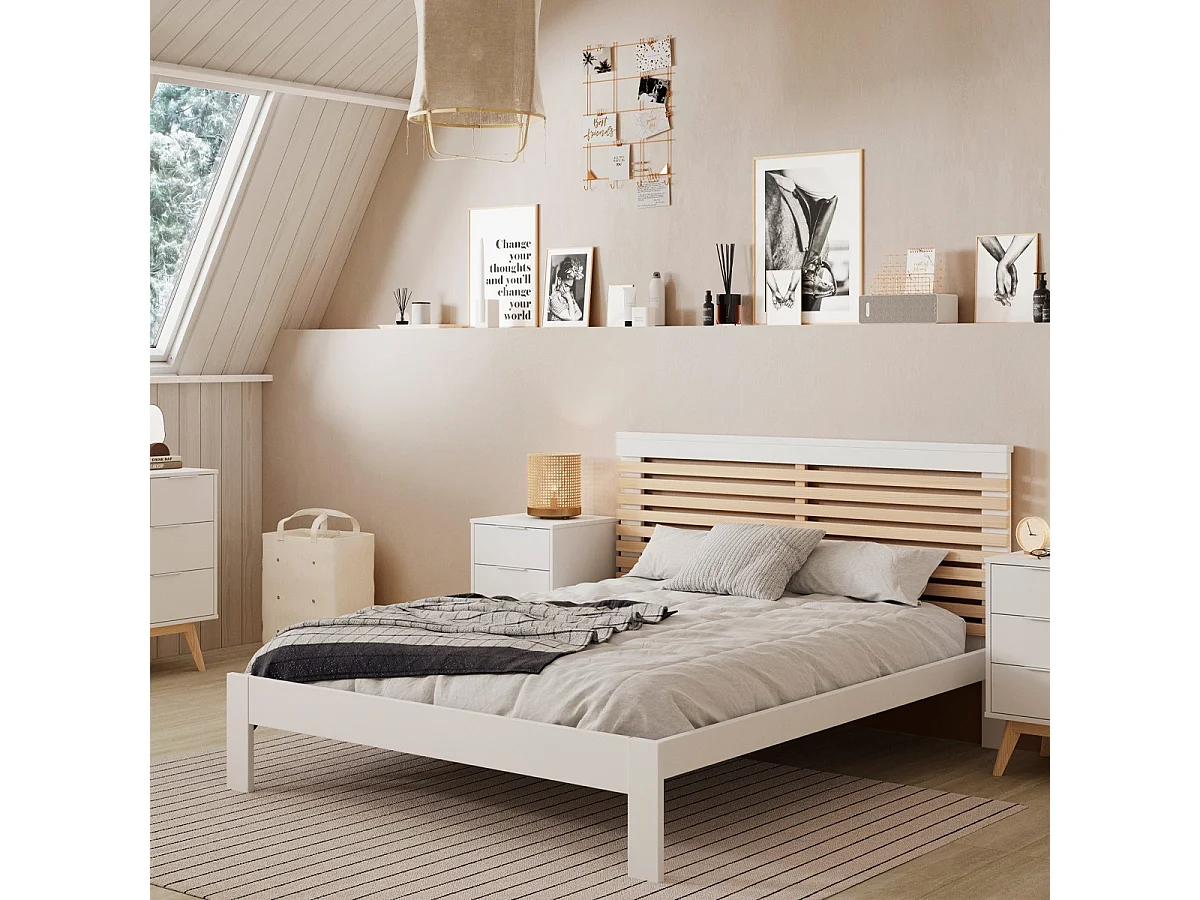 Lit adulte 140x190 cm avec tête de lit à lattes en bois clair / blanc - Lucy