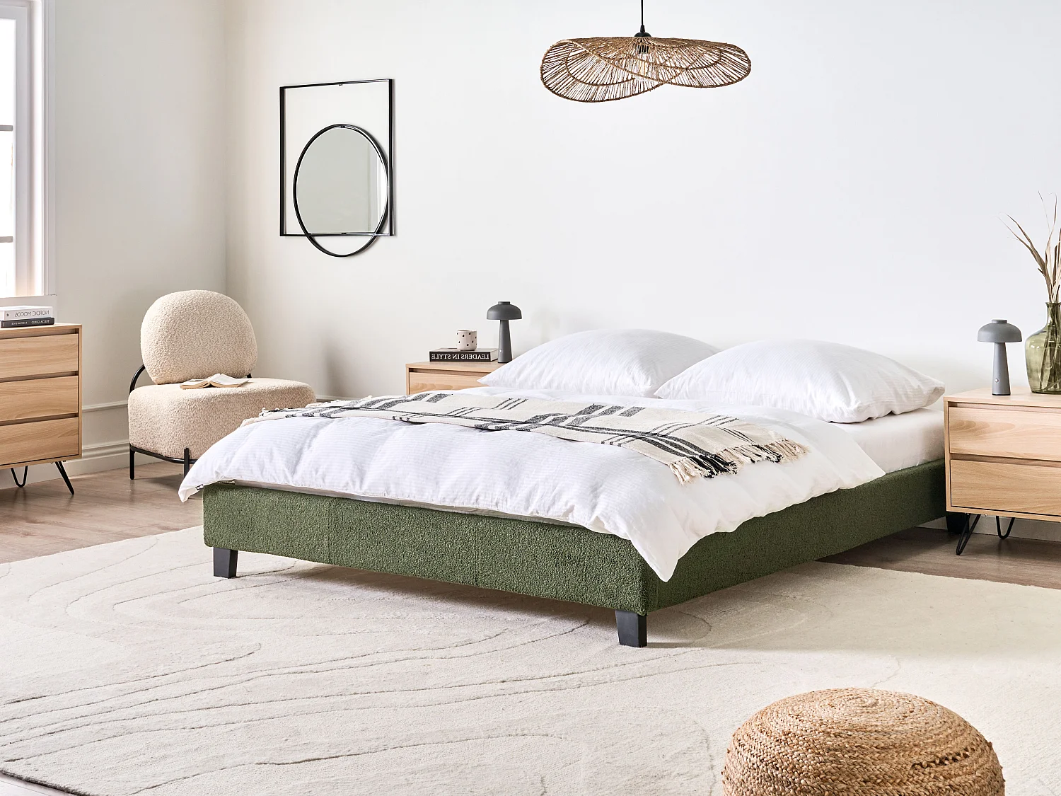 Lit sans tête de lit Bouclé ROANNE 160 x 200 cm Vert foncé