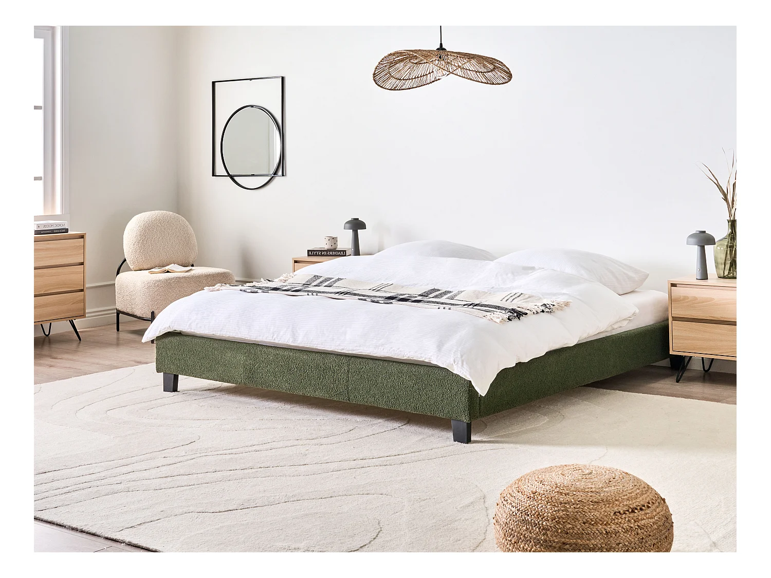 Lit sans tête de lit Bouclé ROANNE 180 x 200 cm Vert foncé