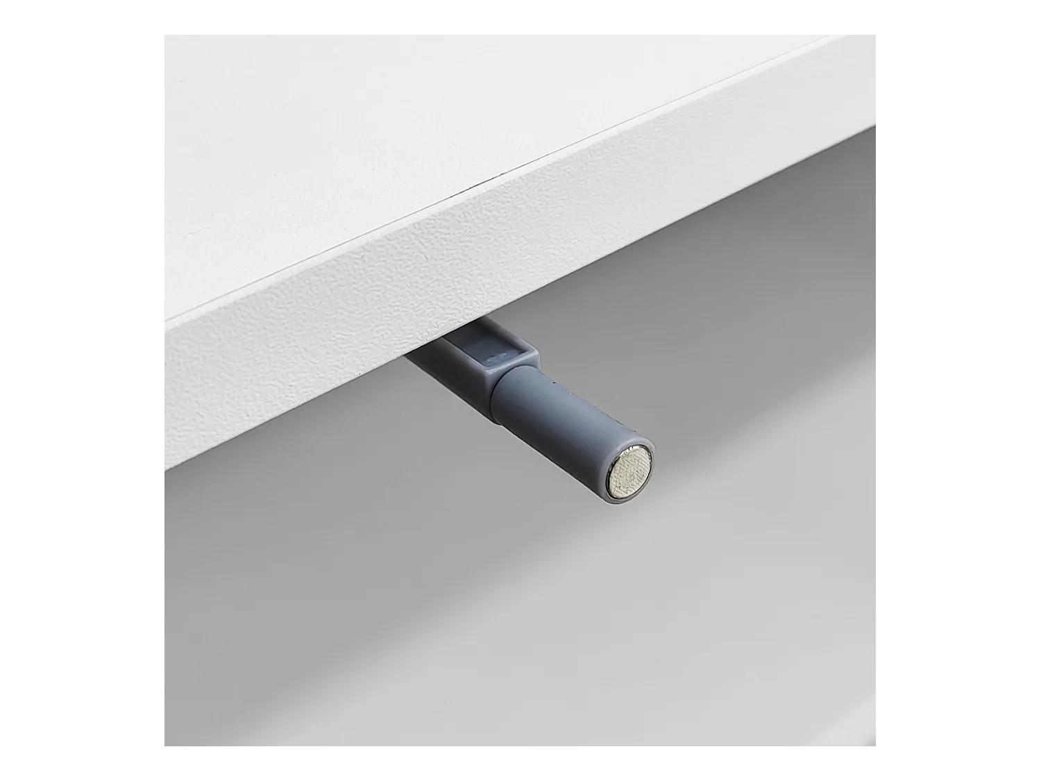 Meuble TV élégant - Meuble TV blanc avec 4 portes texturées - pieds ronds dorés - pour salon et chambre