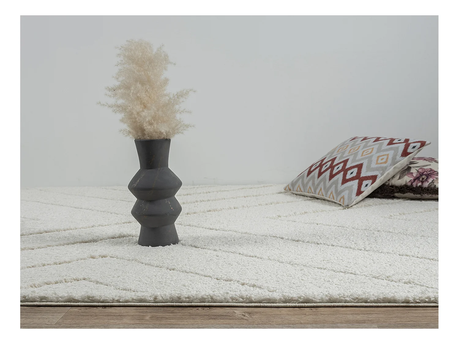 Tapis Bahar Shaggy motif triangle, Crème, 240 x 340 cm