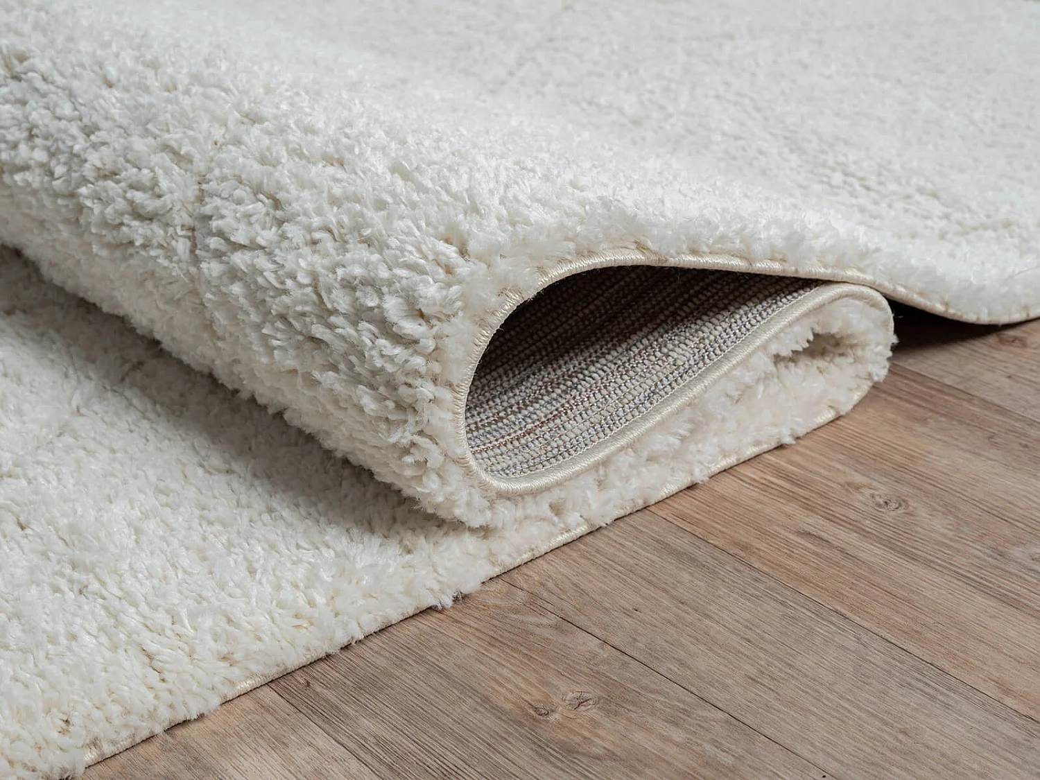 Tapis Bahar Shaggy motif losange, Crème, 80 x 150 cm