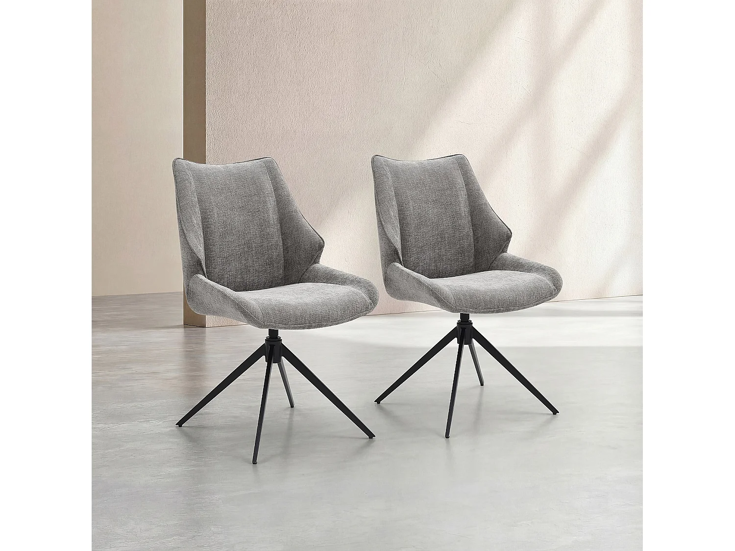 Lot de 2 chaises pivotantes en tissu chenille et métal noir - Gris fumé