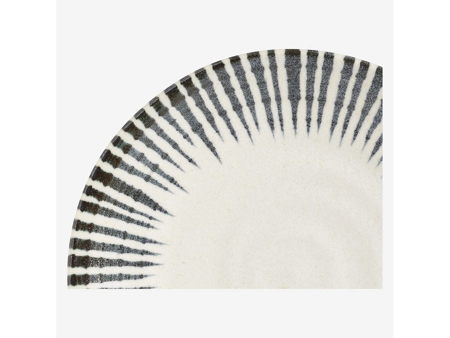 Habitat - Assiette plate en porcelaine - 26 cm - Lignes bleues - Pinako