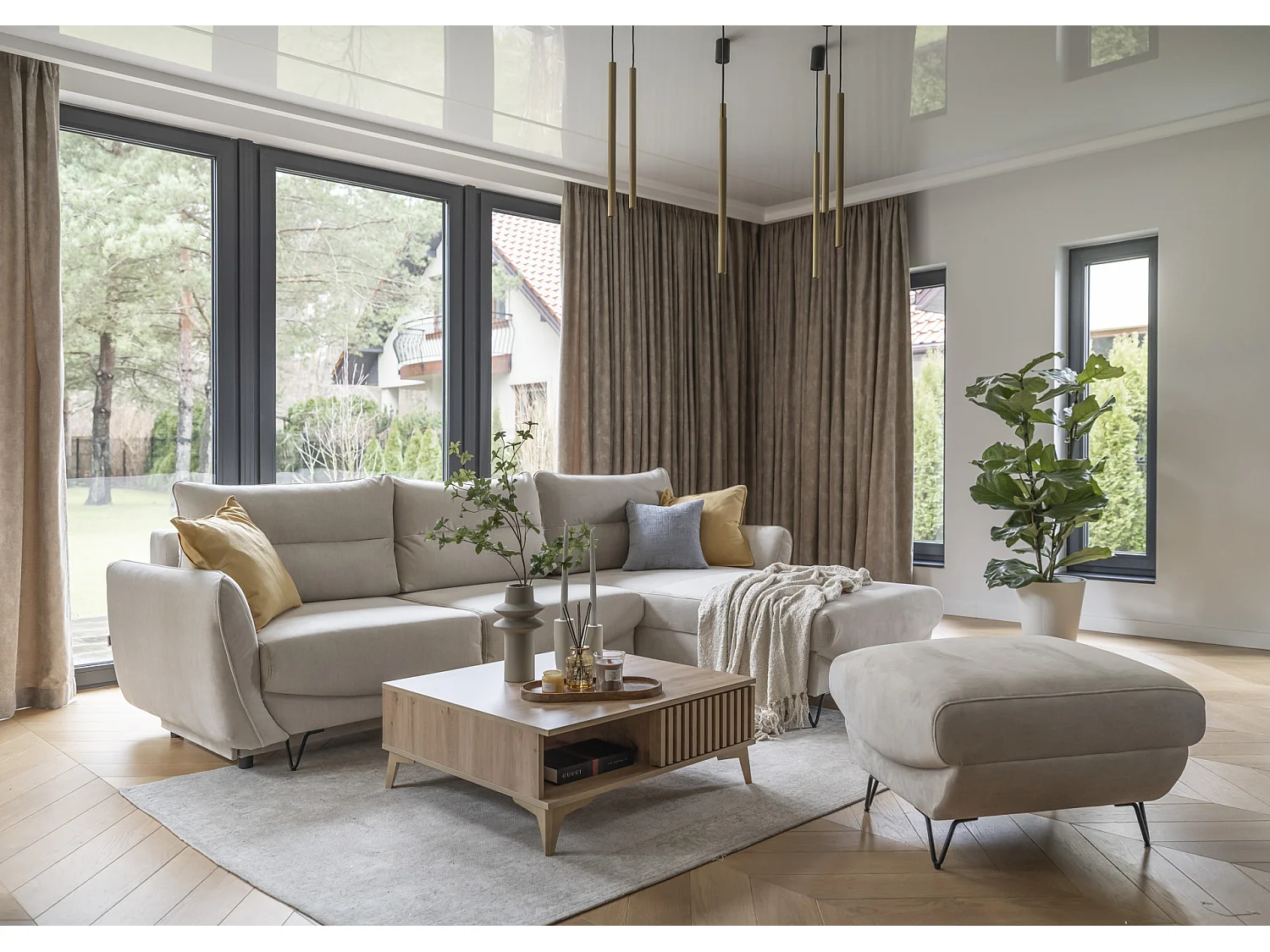 Pouf en tissu ZURIK – Élégance et praticité-Vert épinard