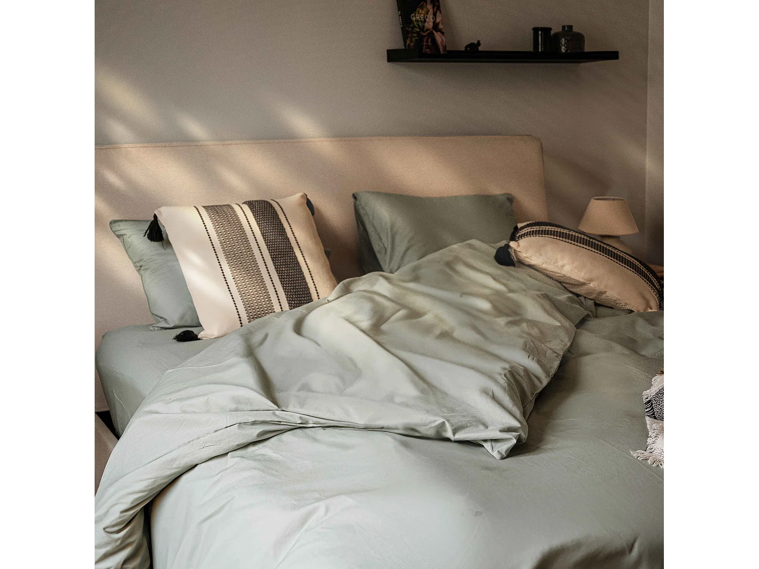 Coussin coton beige décoratif 40x40