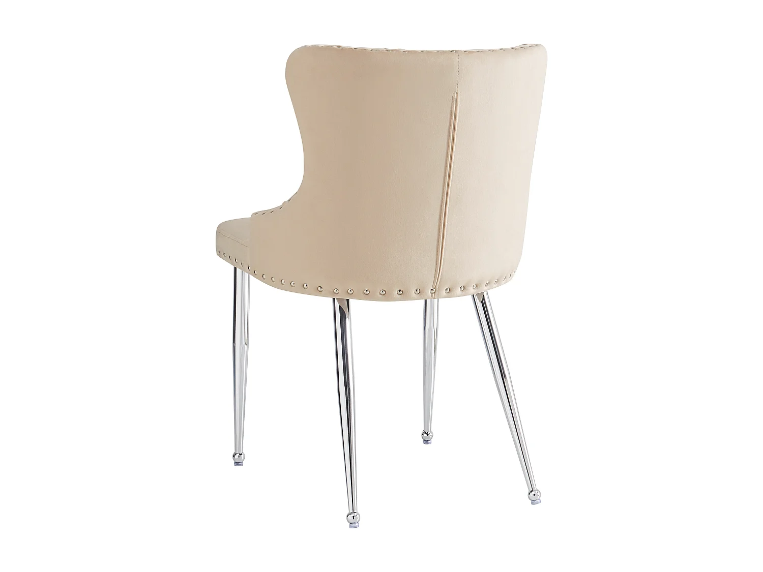 Lot de 2 chaises en velours beige avec les détails cloutés, pieds en métal argenté