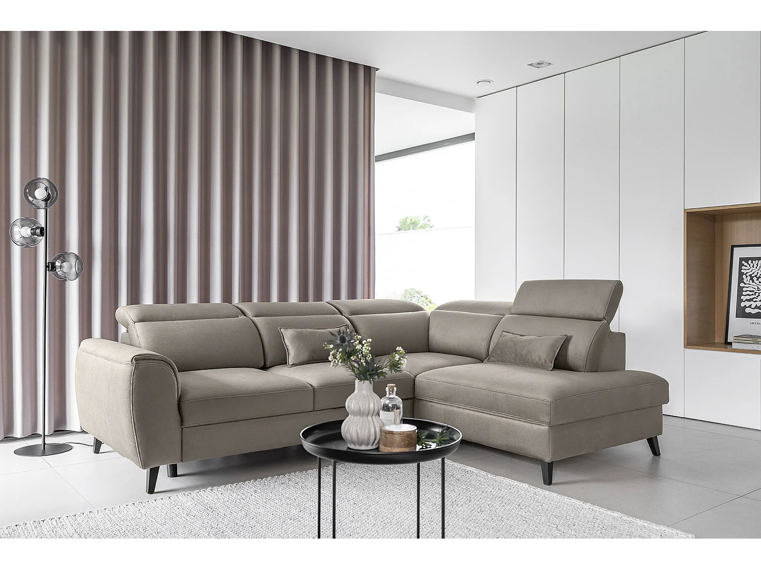 Canapé d'angle convertible avec rangement tissu NOBLESSE - Pieds bois noir-Beige clair-angle droit