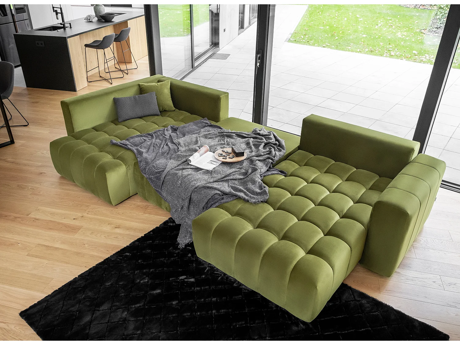 Canapé d'angle panoramique BOSTON en velours capitonné-Jaune curry-Méridienne A droite