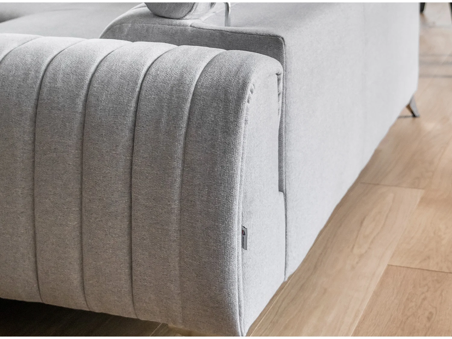 Canapé panoramique convertible LOUVE velours - Rangement et têtières réglables-Gris-Coffre à droite