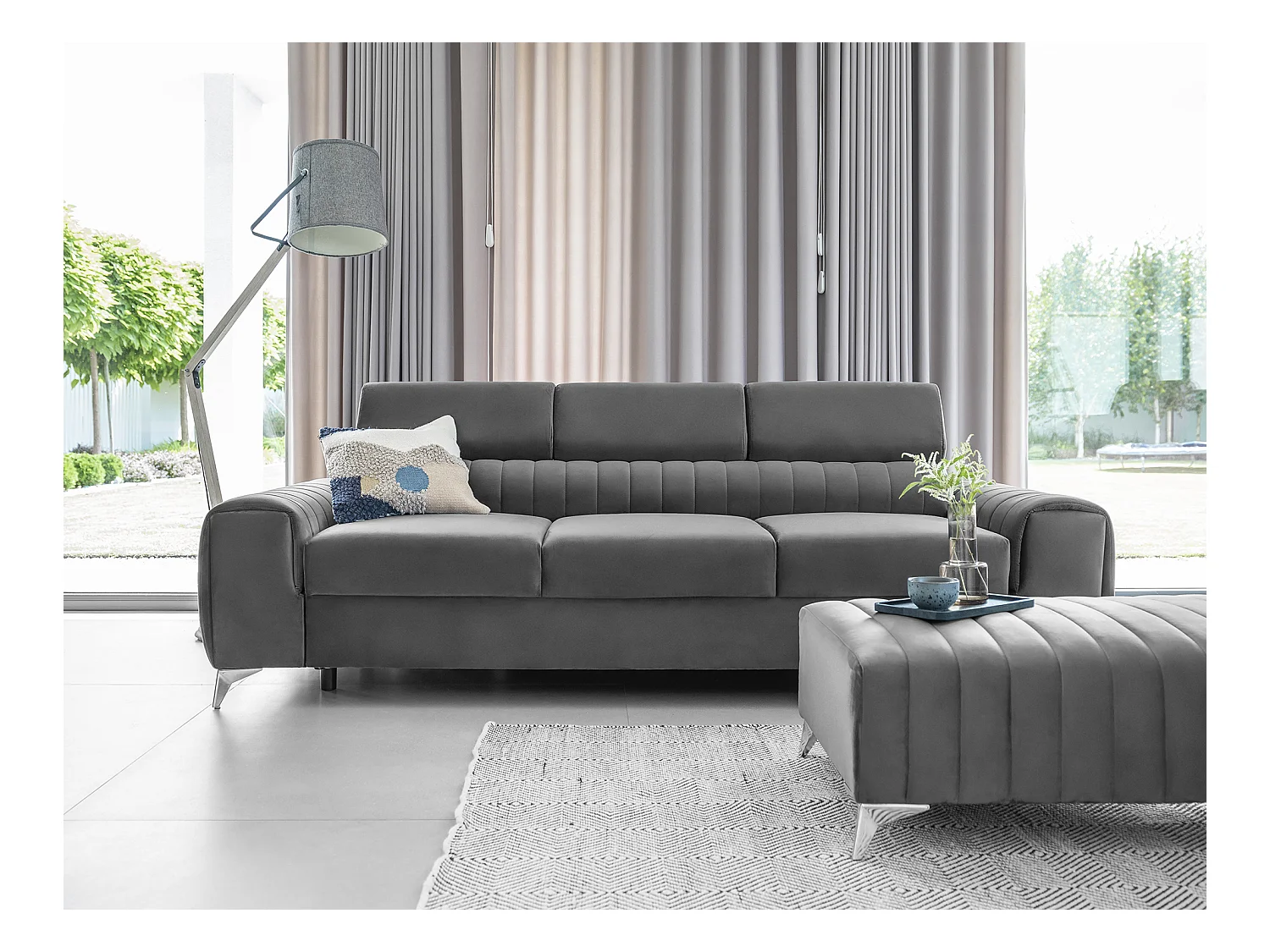 Canapé convertible velours LOZA - Appuis-tête réglables et pieds acier chromé-Gris