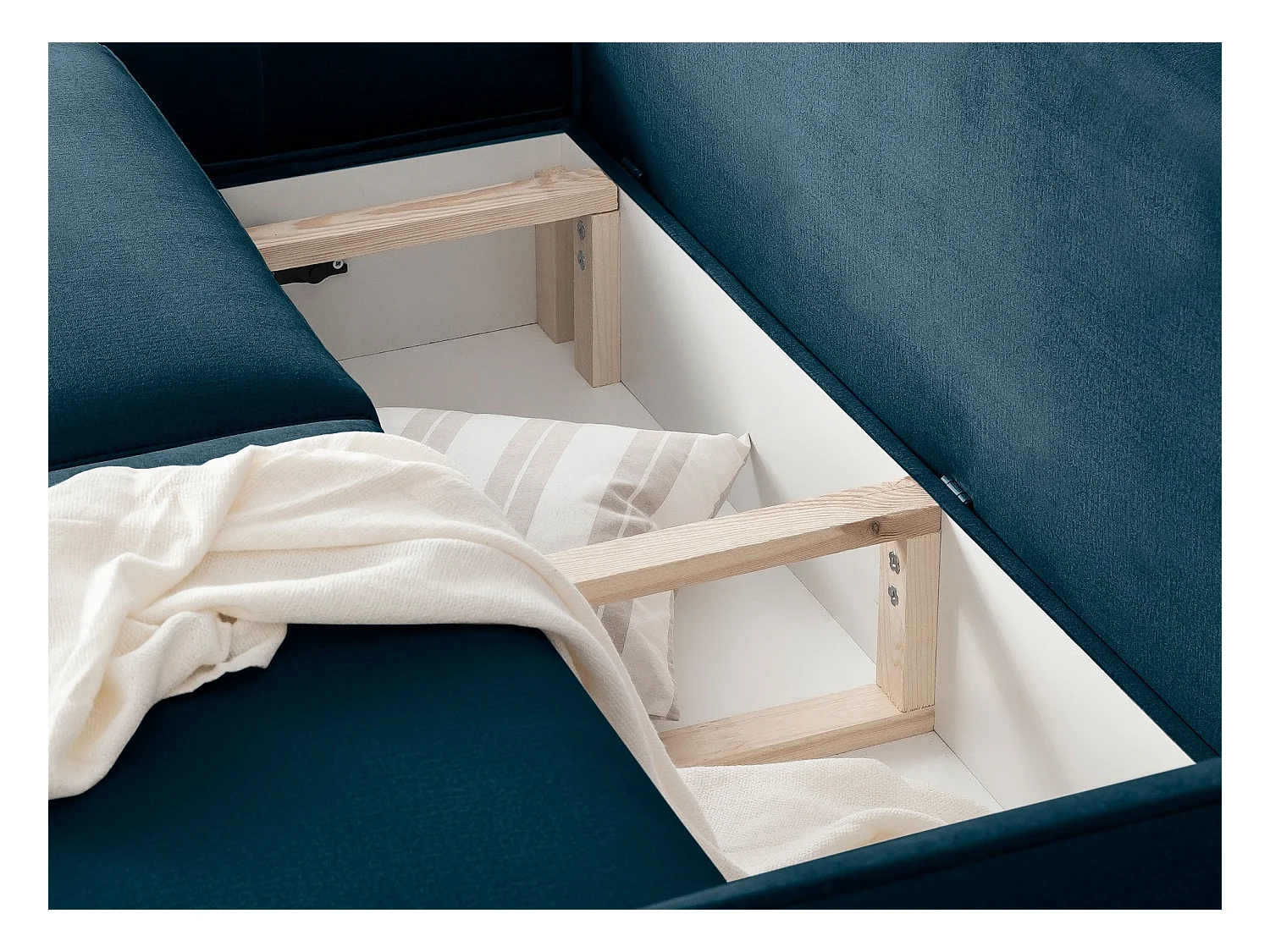 Canapé d'angle convertible tissu ZURIK - Coffre de rangement et pieds métal noir-Bleu turquin-angle droit