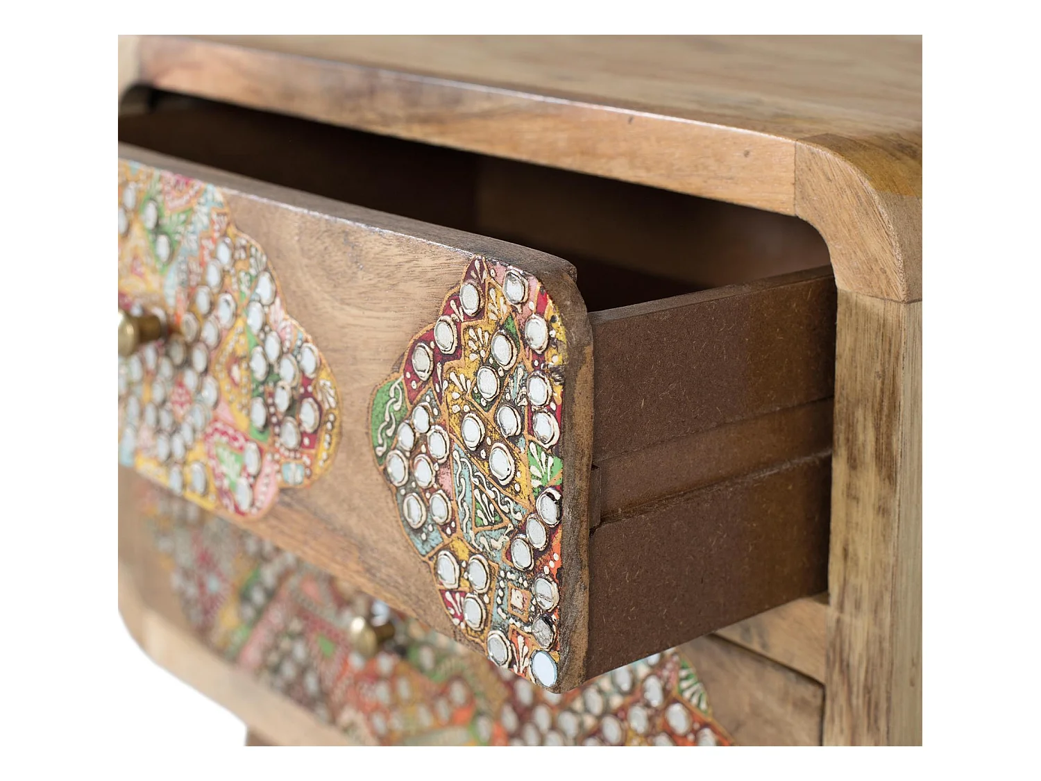 Handbemalter Nachttisch aus Mangoholz mit ethnischem Finish