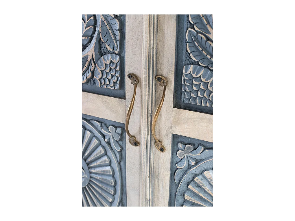 Armoire en bois de manguier avec portes sculptées à la main 180cm