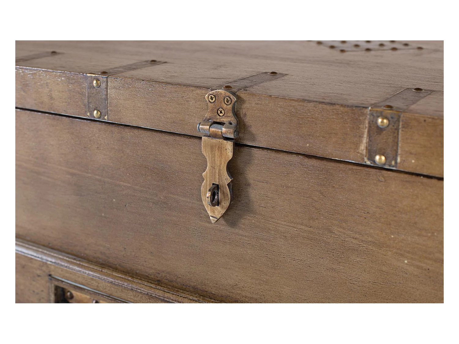 Table basse de style coffre en bois de manguier