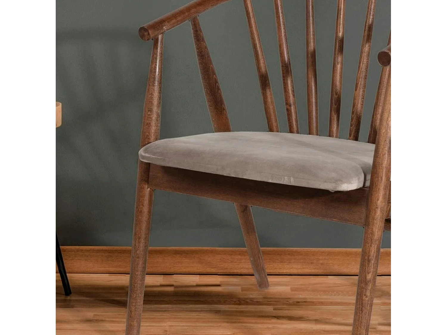 Chaise à barreaux - velours taupe TENA