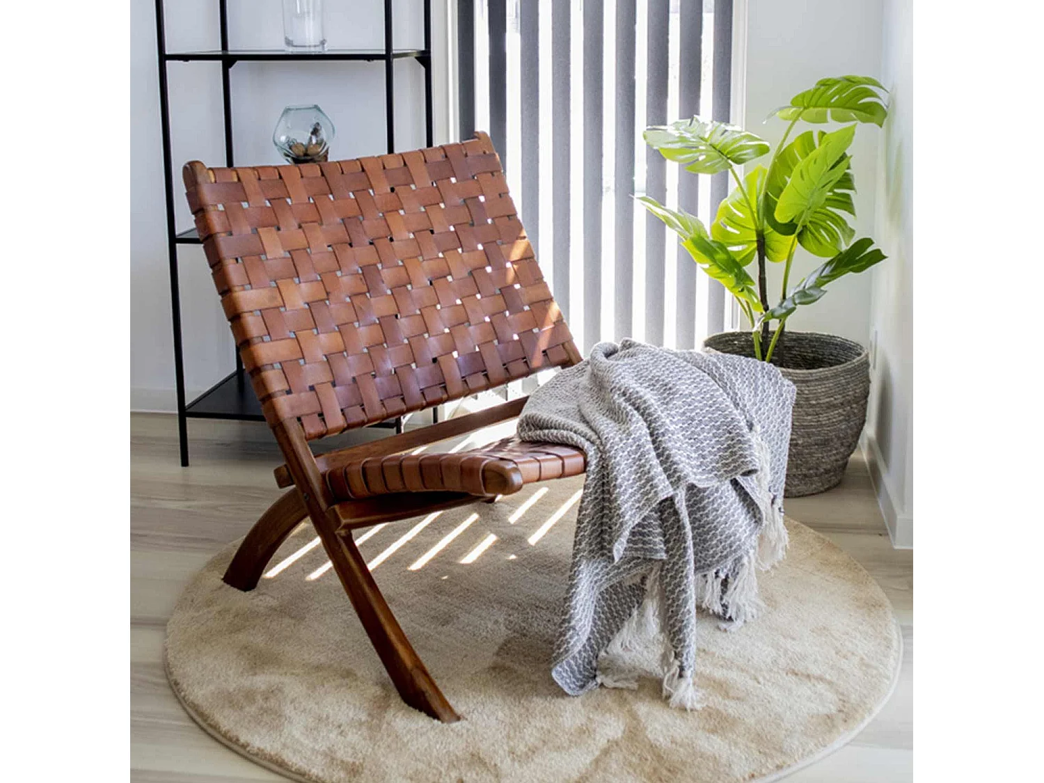 Chaise en teck et cuir marron PERUGIA