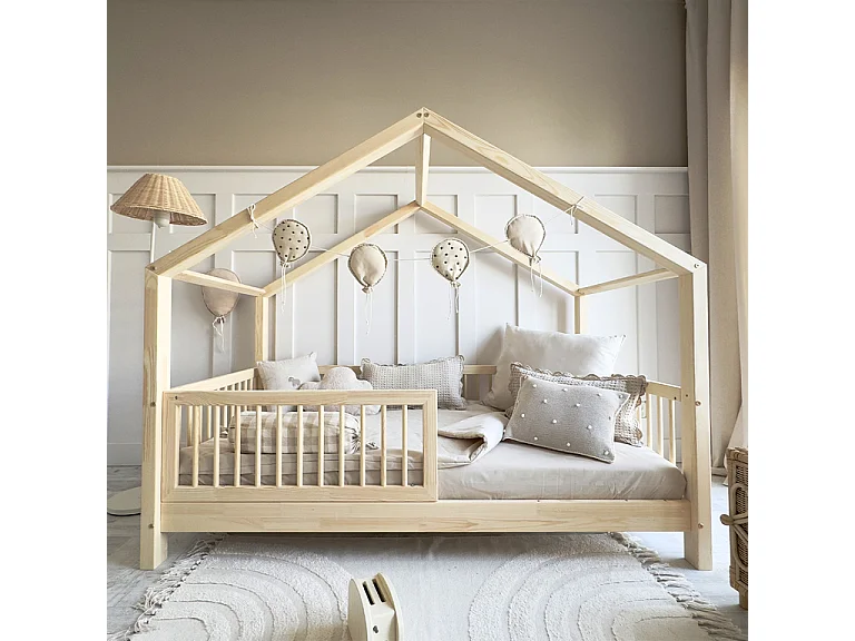 Lit cabane 90x200 barrière et sommier inclus pieds 10 cm Rosalie Bois