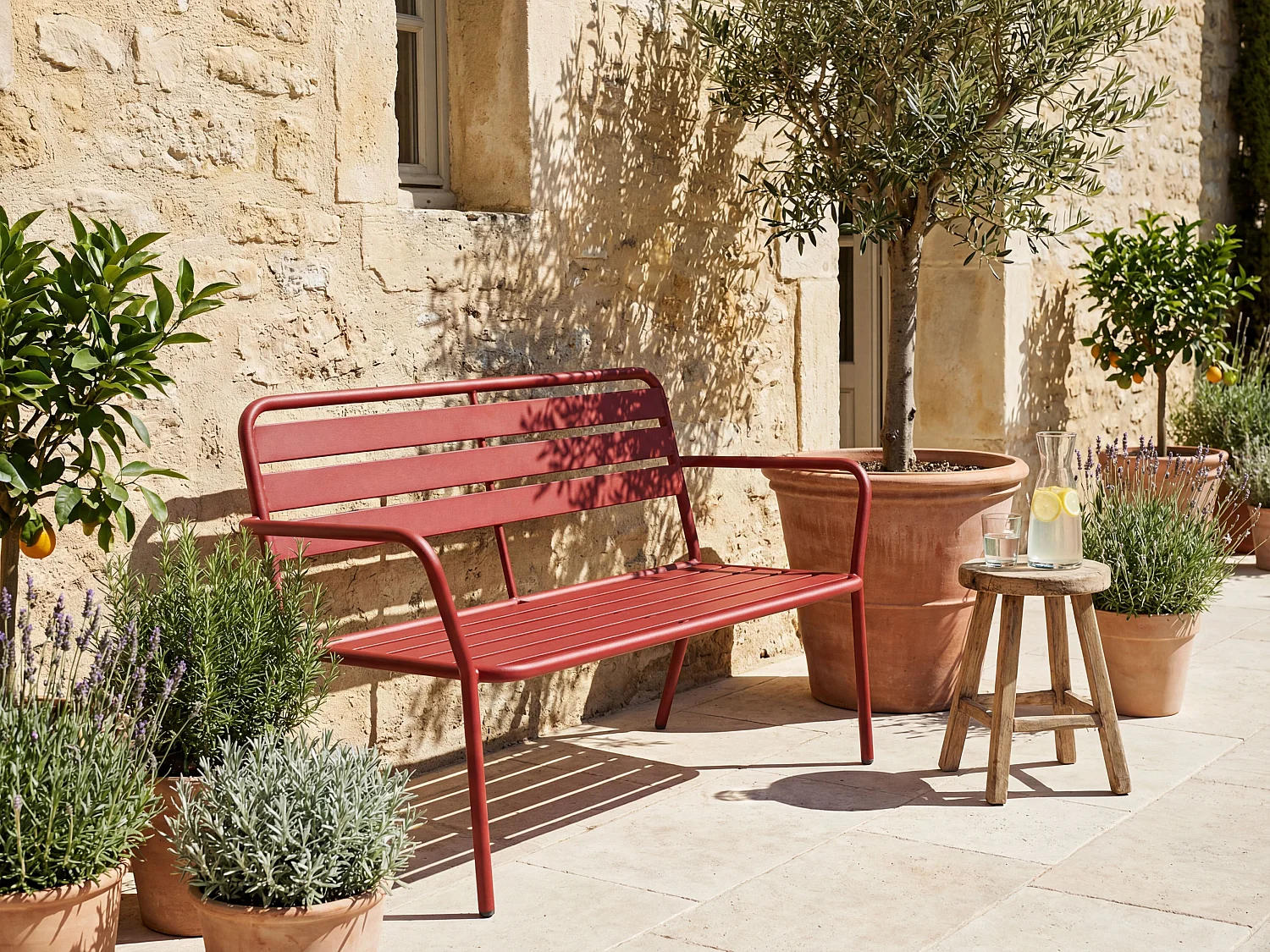 Banc de jardin en métal - Rouge - MIRMANDE de MYLIA