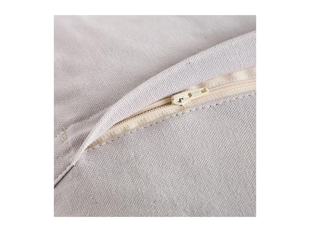 Habitat - Coussin tufté en coton - 45 x 45 cm - Vert kaki et bleu - Design by Floriane Jacques - Aubin