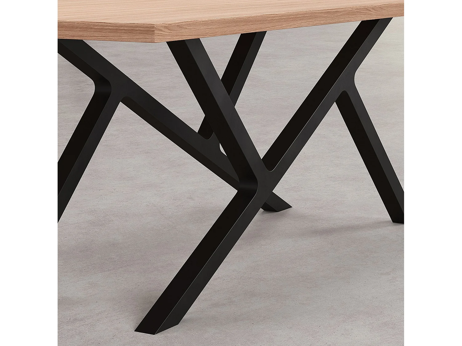Habitat - Table rectangulaire en chêne et pieds en métal - Naturel - Uzana