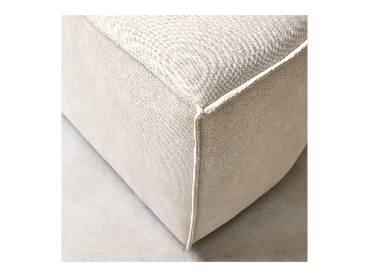 Fußhocker Dario mit beigefarbenem Stoffbezug, 1-Sitzer