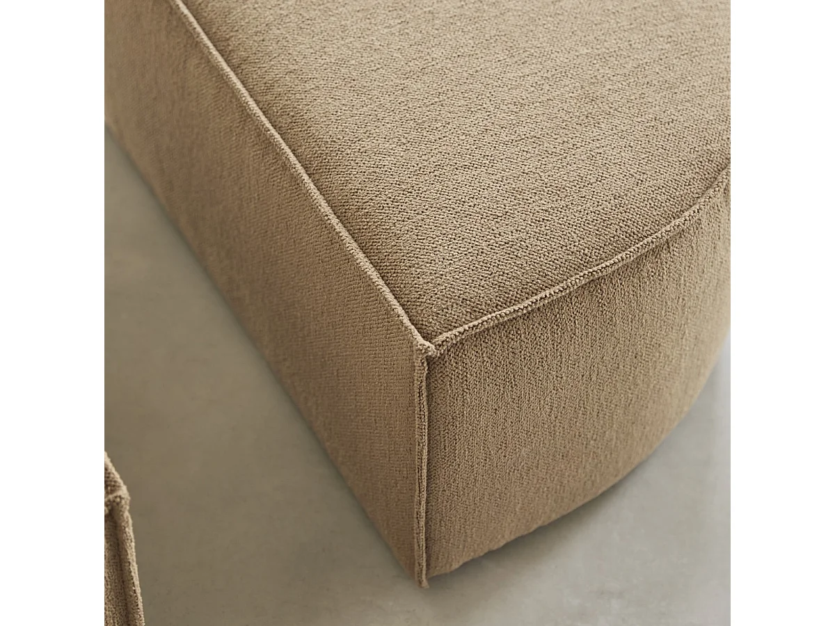 Fußhocker Dario mit camelfarbenem Stoffbezug, Einsitzer