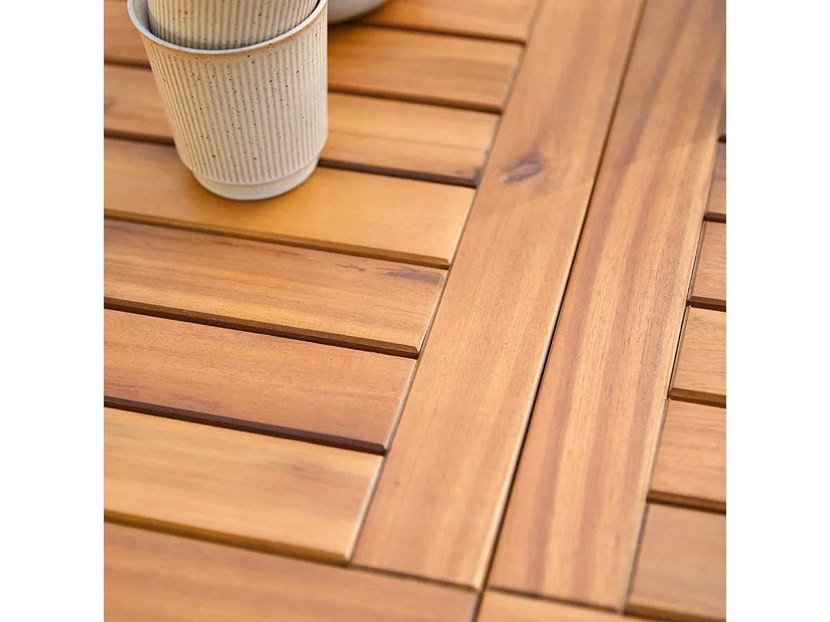 Capri - Oval solid acacia garden table with extension, seats 6-8 people.