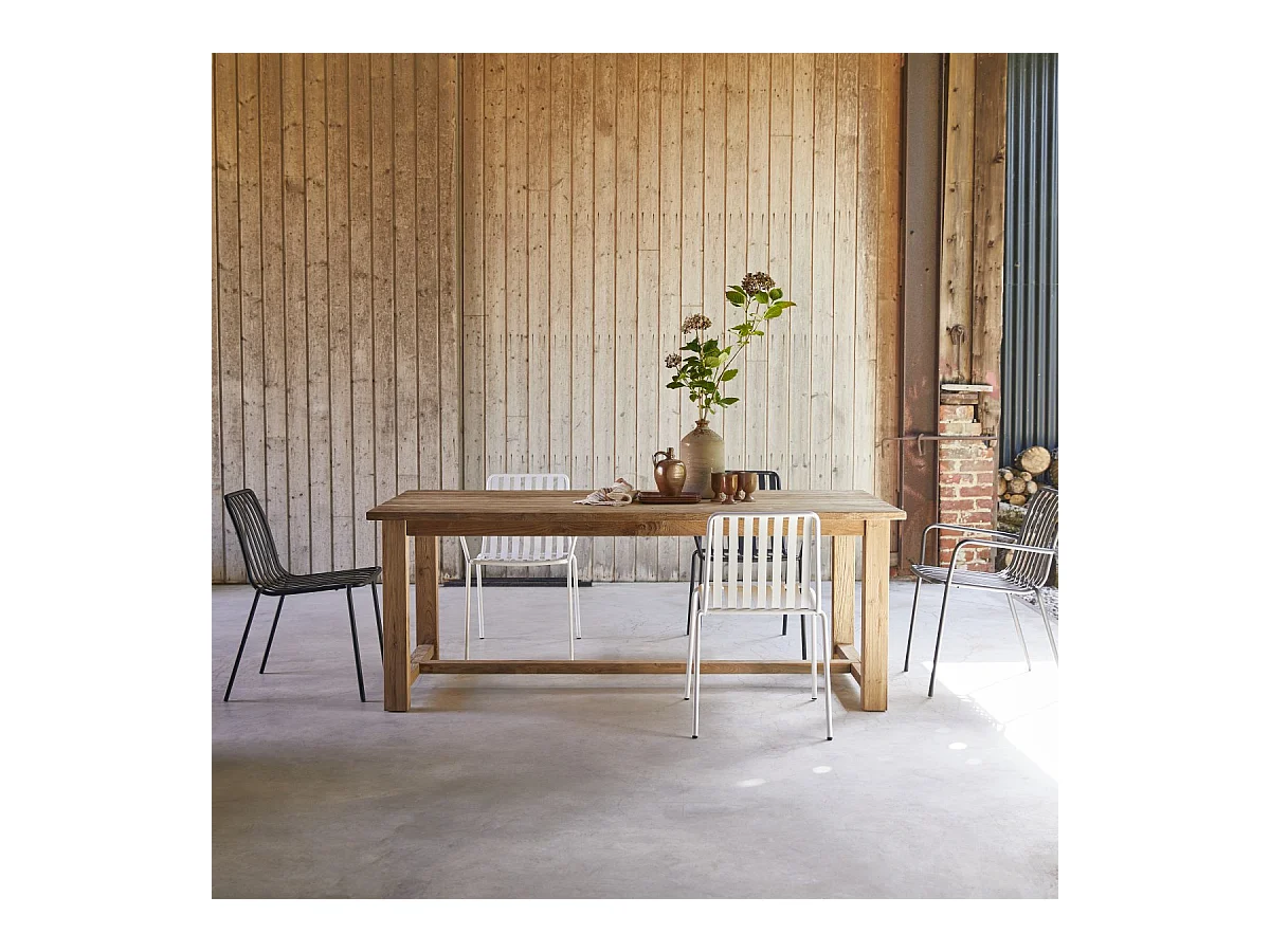 Gartentisch Teresa aus massivem, recyceltem Teakholz 200 cm