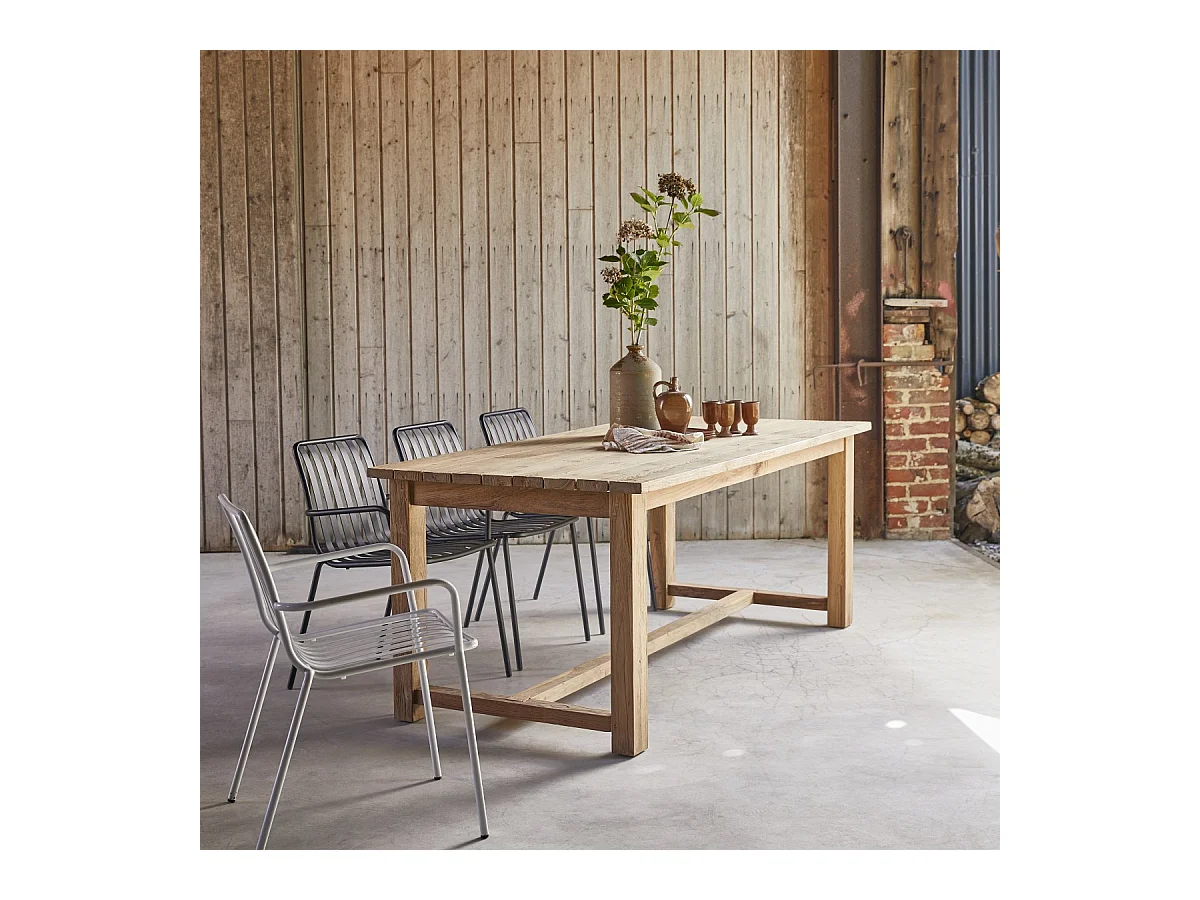 Gartentisch Teresa aus massivem, recyceltem Teakholz 200 cm