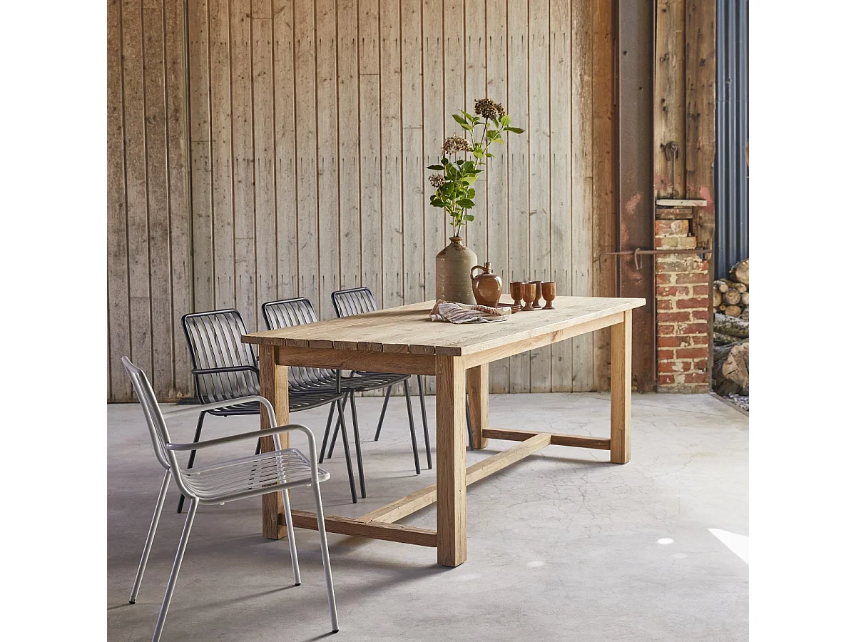 Gartentisch Teresa aus massivem, recyceltem Teakholz 200 cm