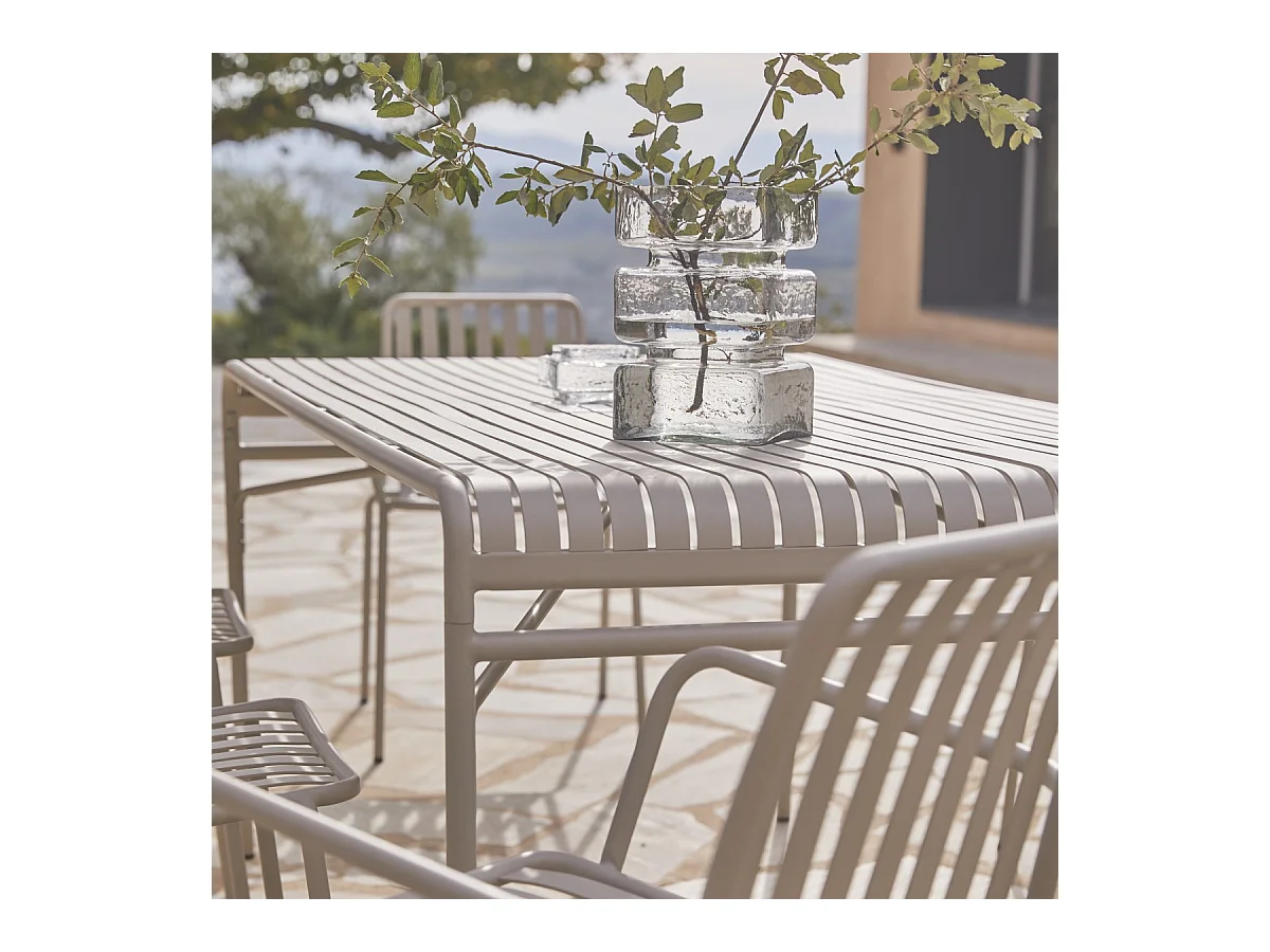 Sedia con braccioli da esterno in metallo verniciato Gaby cream