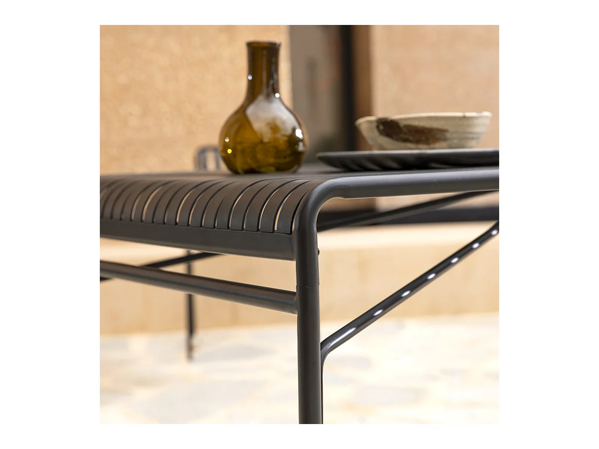 Rechteckiger Gartentisch Gaby Black aus Metall, 172